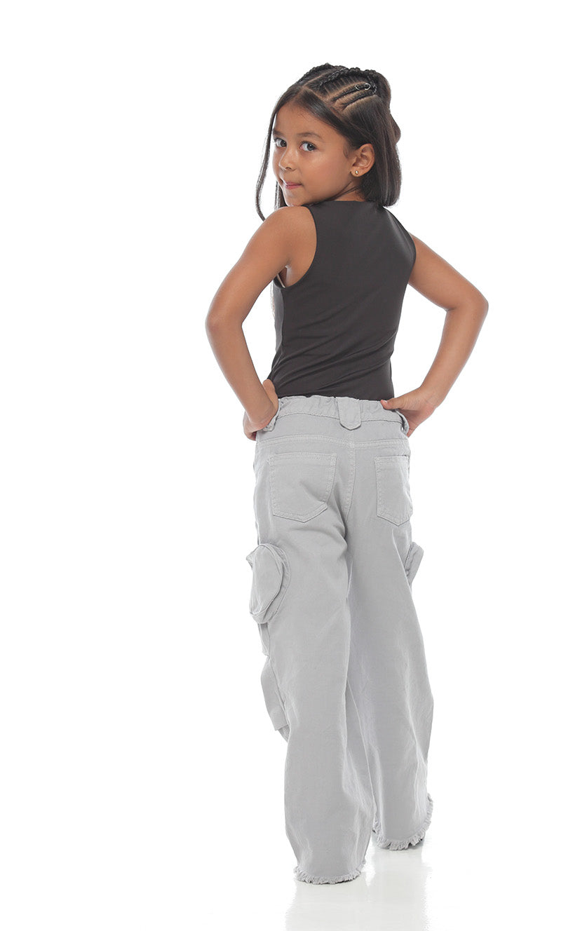 Set Blusa Negra & Pantalón Cargo Gris