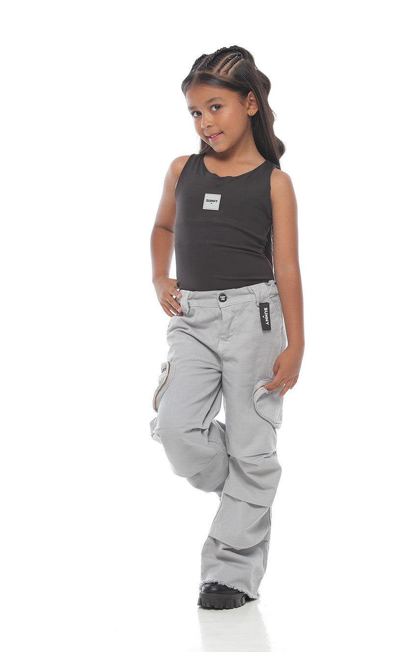 Set Blusa Negra & Pantalón Cargo Gris